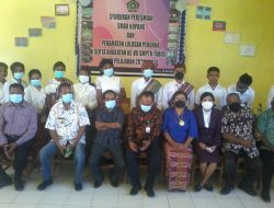 Kepala Sekolah SMAK Kupang Lepas 24 Lulusan Angkatan Perdana