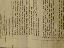 Kades Enolanan Berhentikan Tiga Perangkat Desa Tanpa Alasan