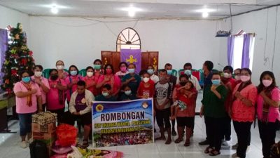 Para Istri Pejabat Gelar Aksi Peduli Kasih di Kecamatan Kupang Tengah