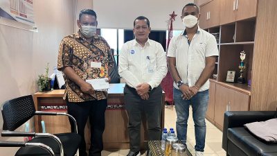 Bank NTT Serahkan Bantuan Bagi Gereja GMIT Kharisma Penfui