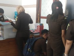 Kejaksaan Negeri Geledah Kantor BPKAD Kabupaten Kupang