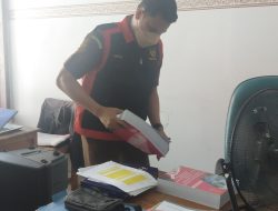 Geledah Kantor BPKAD, Kejari Kabupaten Kupang Sita 41 Item Barang Bukti