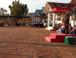 Dua Srikandi Polsek Kupang Tengah Jadi Komandan Upacara HUT RI Ke-77