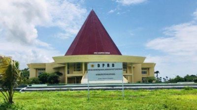 kantor dprd kabupaten kupang