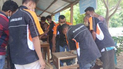 Yayasan UDN Latih Pemuda Hasilkan Produk Pertukangan Bernilai Ekonomis