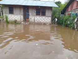 Dua Puluh Rumah Warga Kabupaten Kupang Terendam Banjir Rob