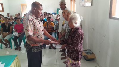 70 KPM di Desa Tanah Putih Kupang Timur Terima BLT Dana Desa
