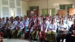 Kades Oesusu Lantik dan Kukuhkan Pengurus Rukun Tetangga dan Rukun Warga Periode 2025-2030
